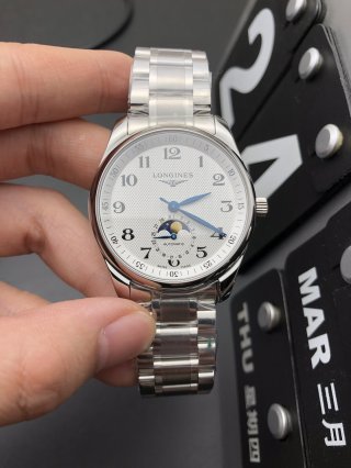 LONGINES