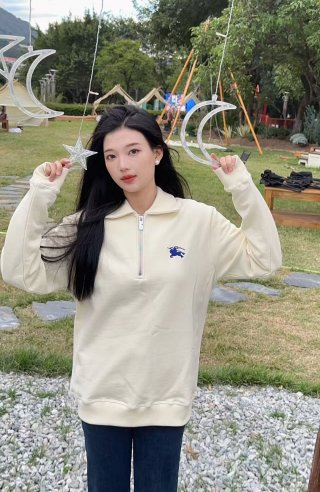 Hoodies & Sweatshirts Hoodies & Sweatshirts