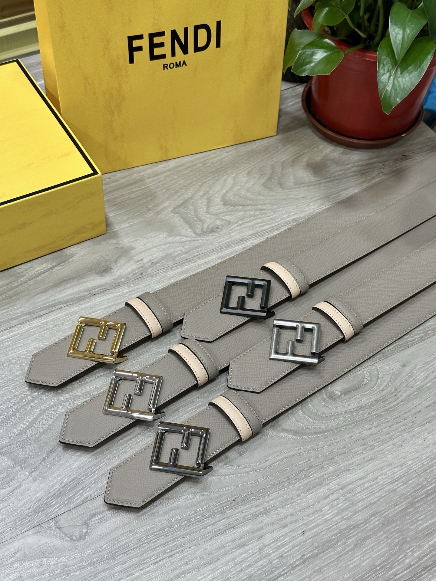 Fendi-Belts