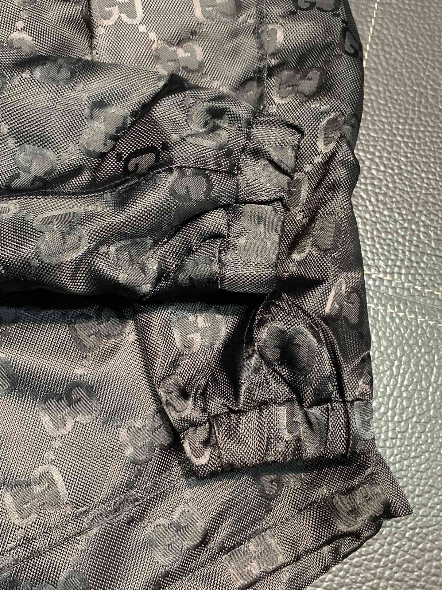 Hoodies & Sweatshirts