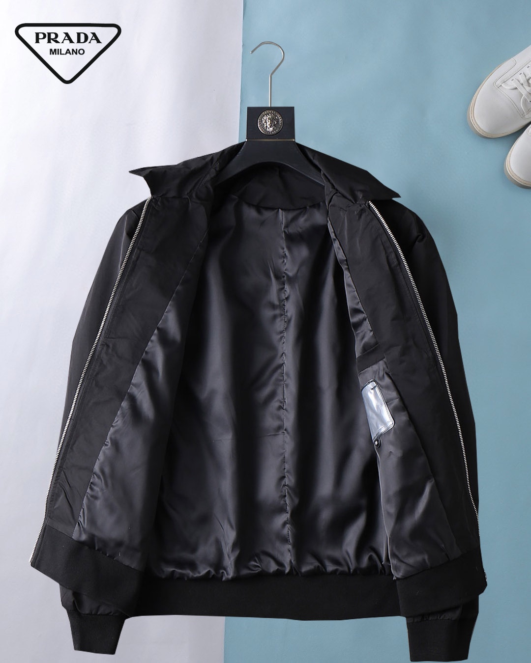 Hoodies & Sweatshirts