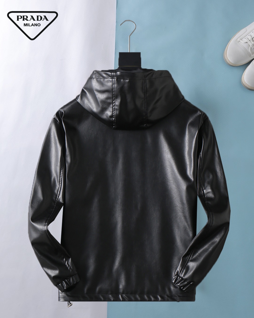 Hoodies & Sweatshirts