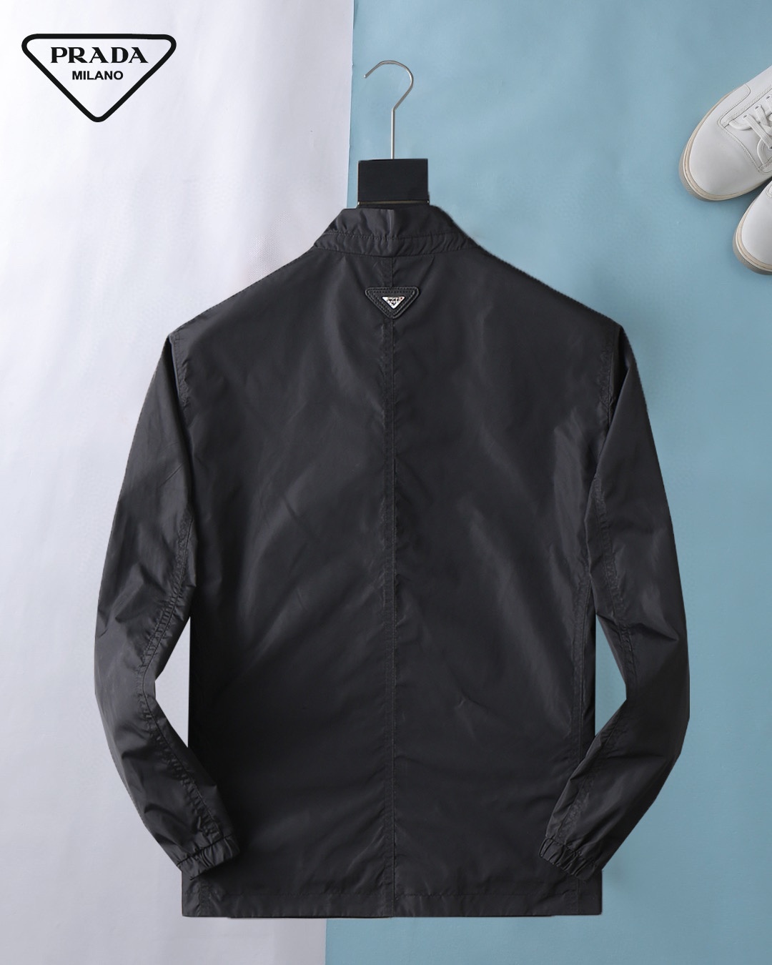 Hoodies & Sweatshirts