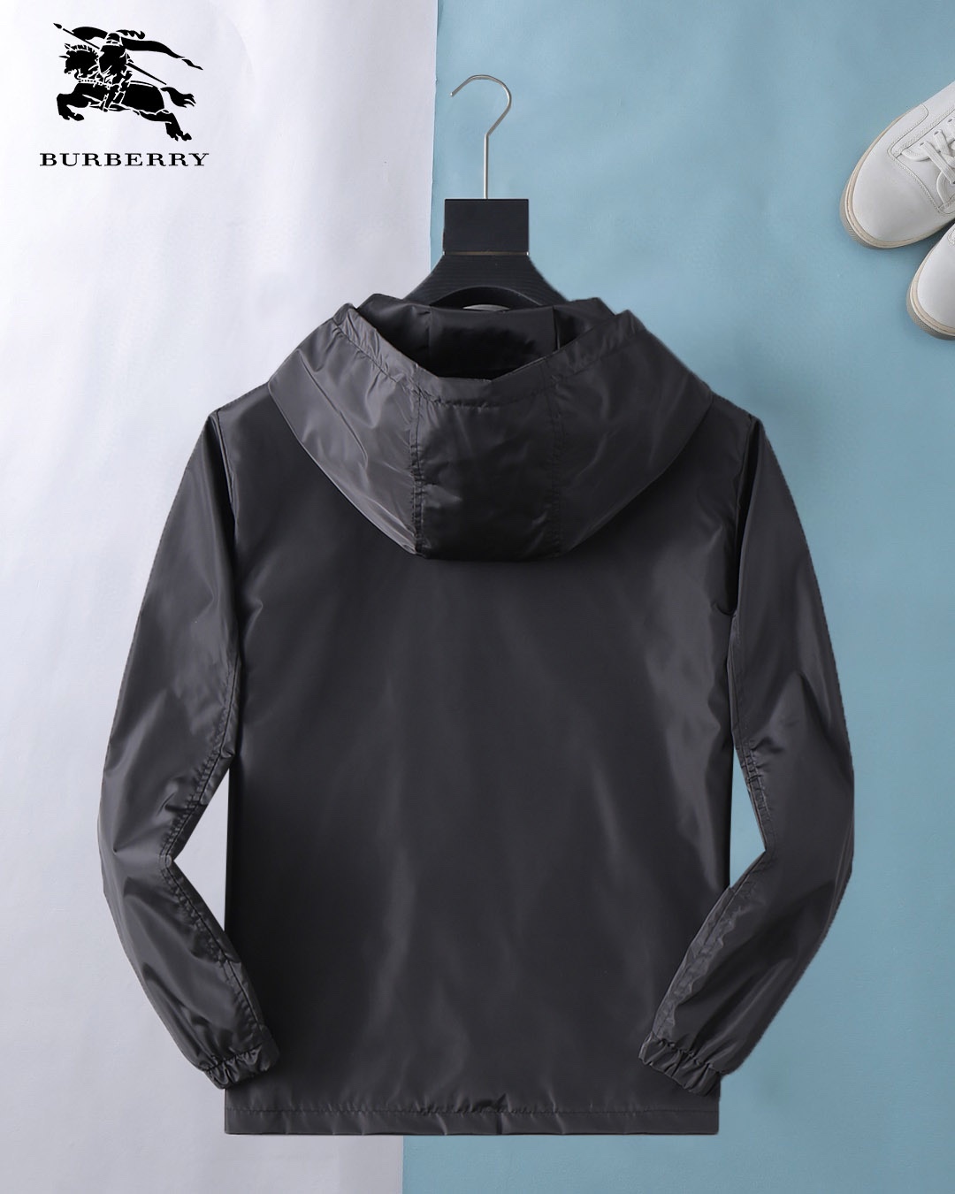 Hoodies & Sweatshirts