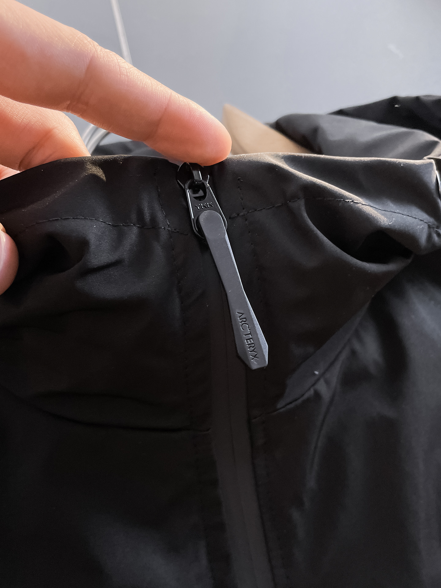 Hoodies & Sweatshirts