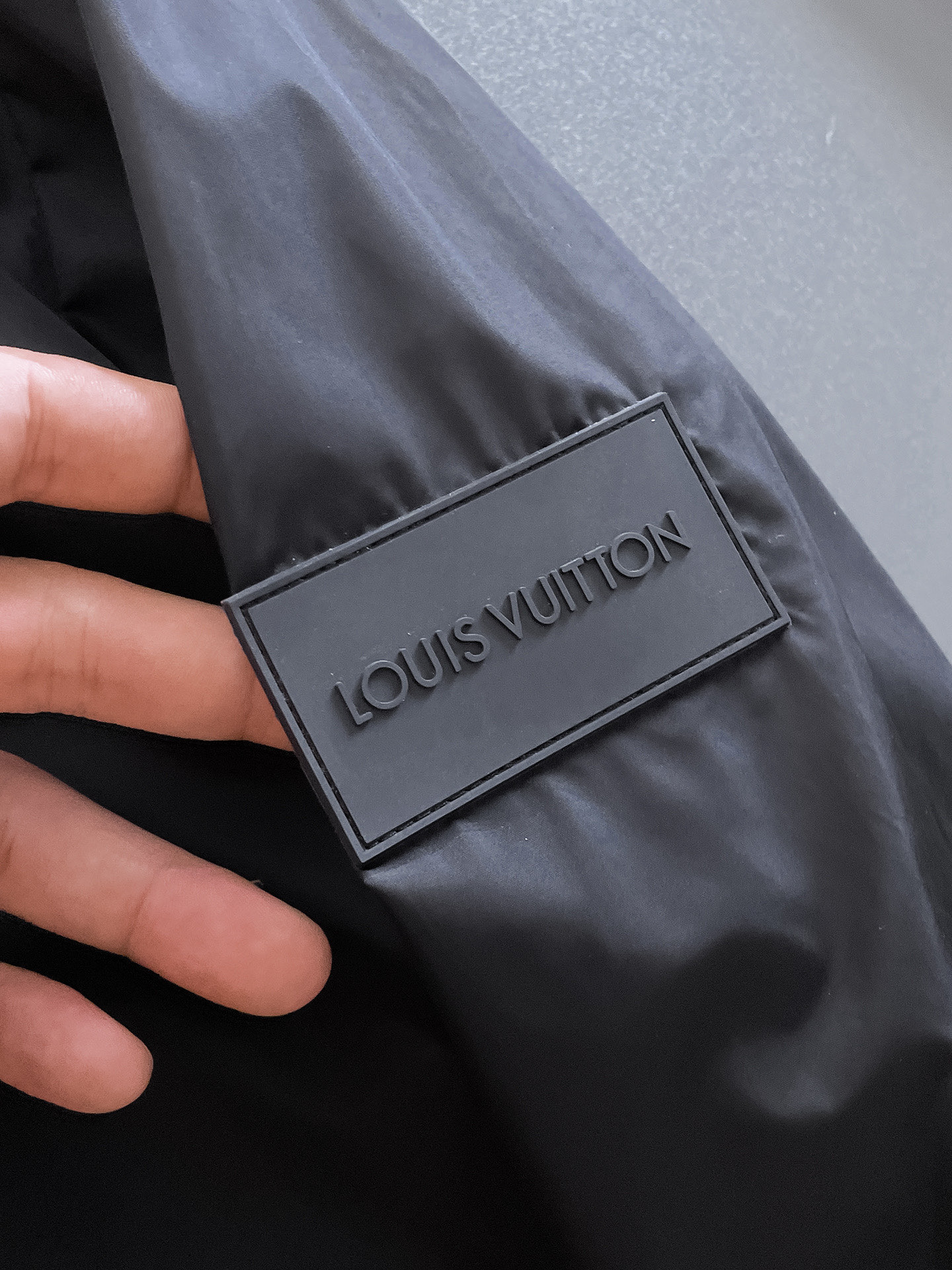 Hoodies & Sweatshirts