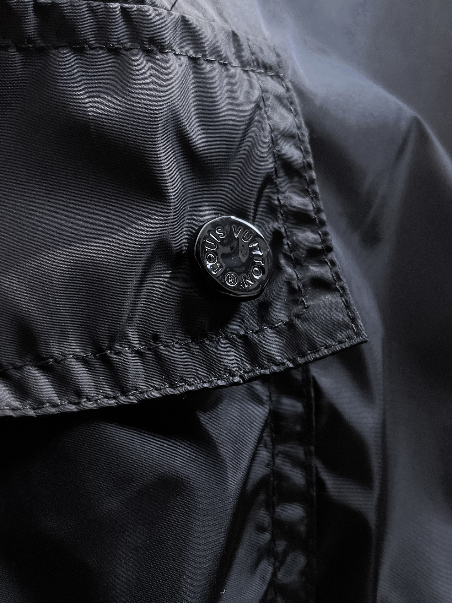 Hoodies & Sweatshirts