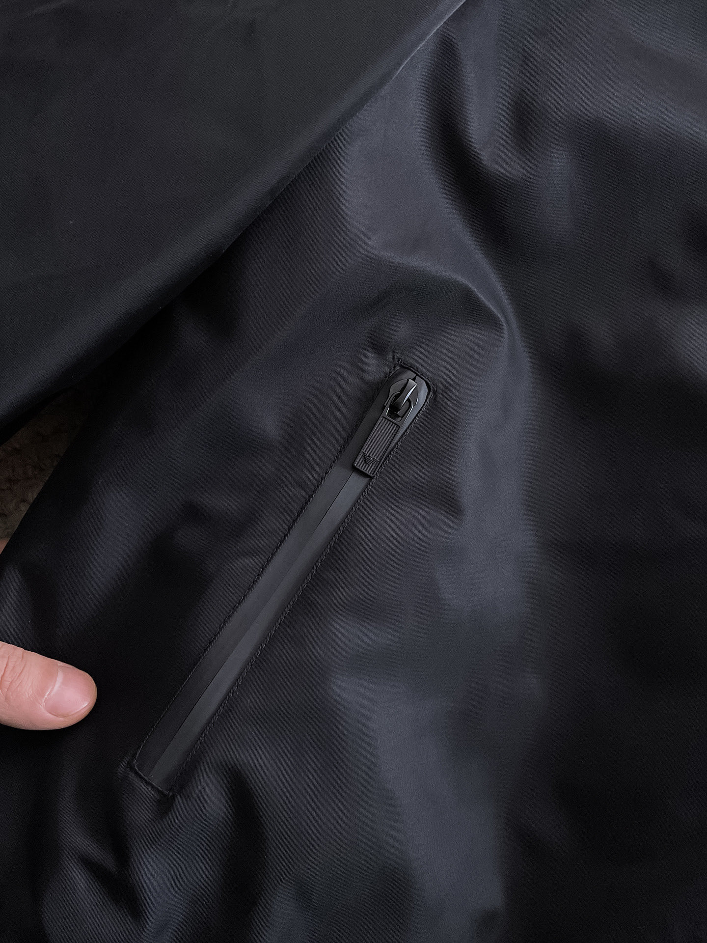 Hoodies & Sweatshirts