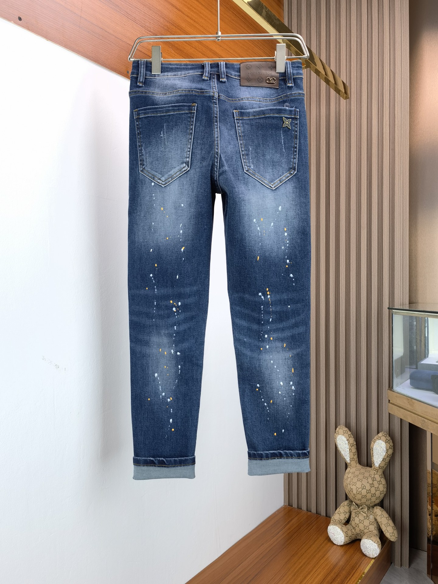 jeans