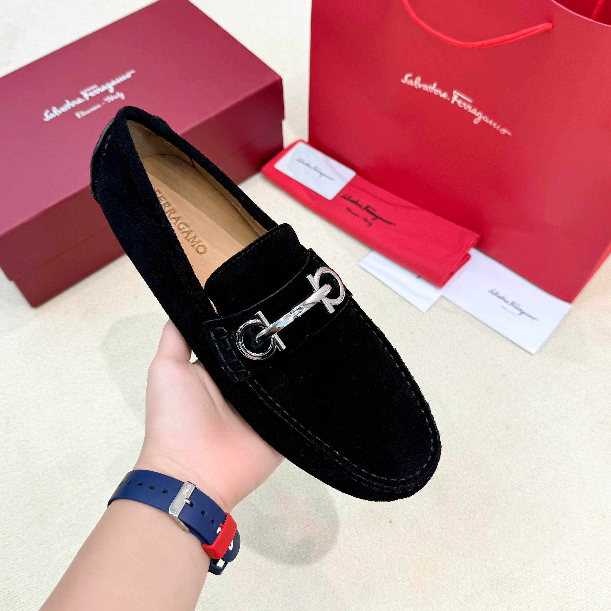 FerragamoSHOES