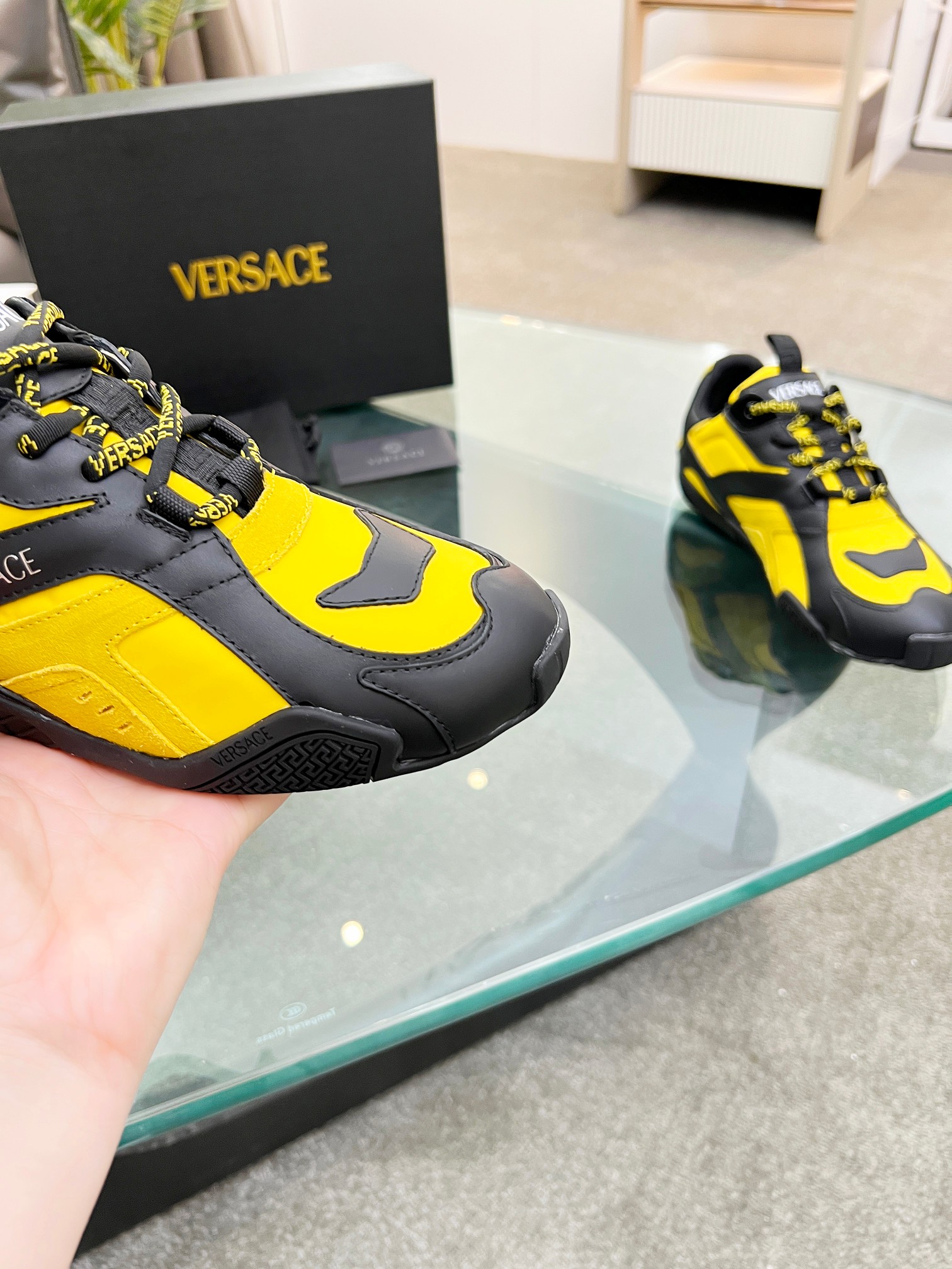 VersaceSHOES
