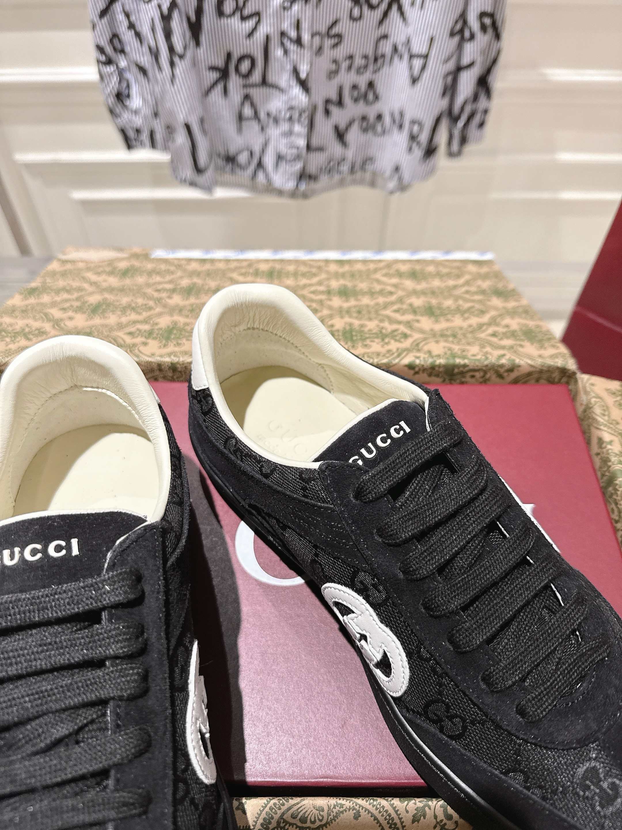 GucciShoes