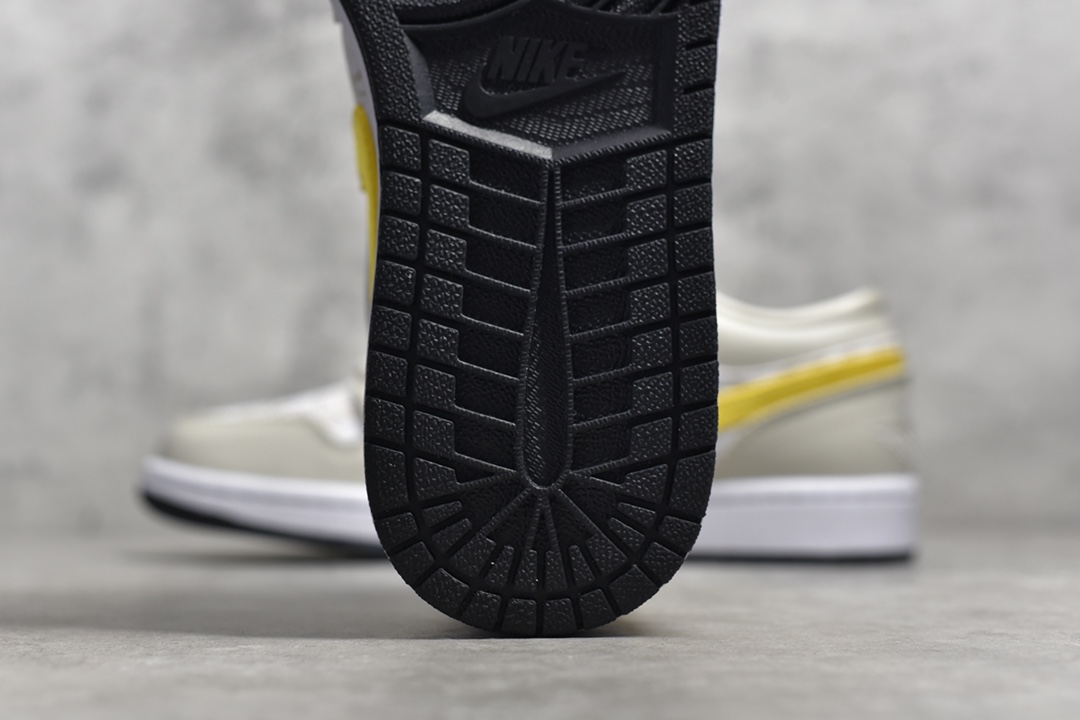 AirJordan1LowSHOES