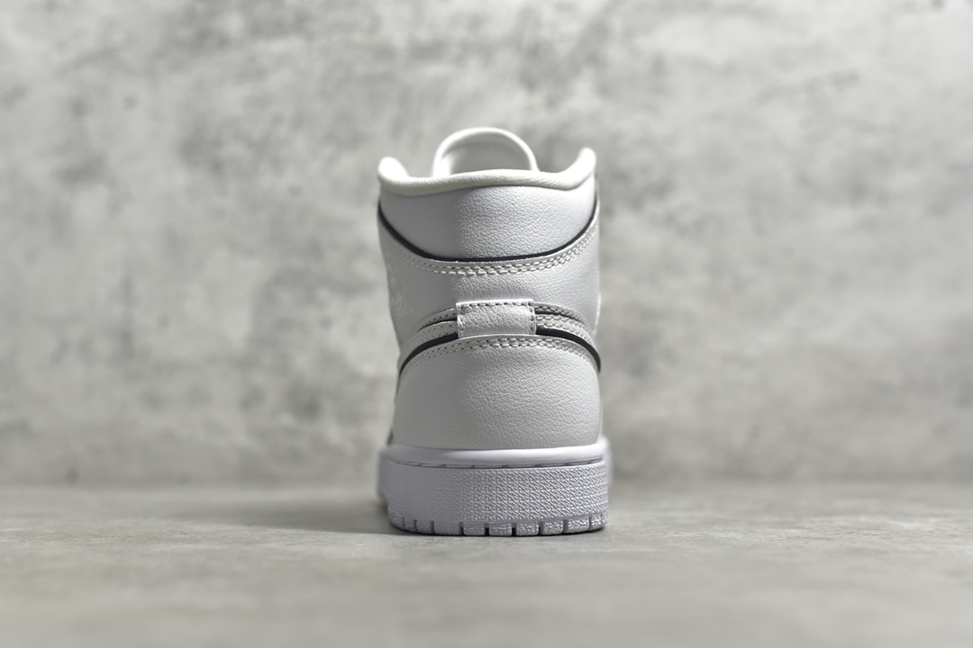AirJordan1MidSHOES