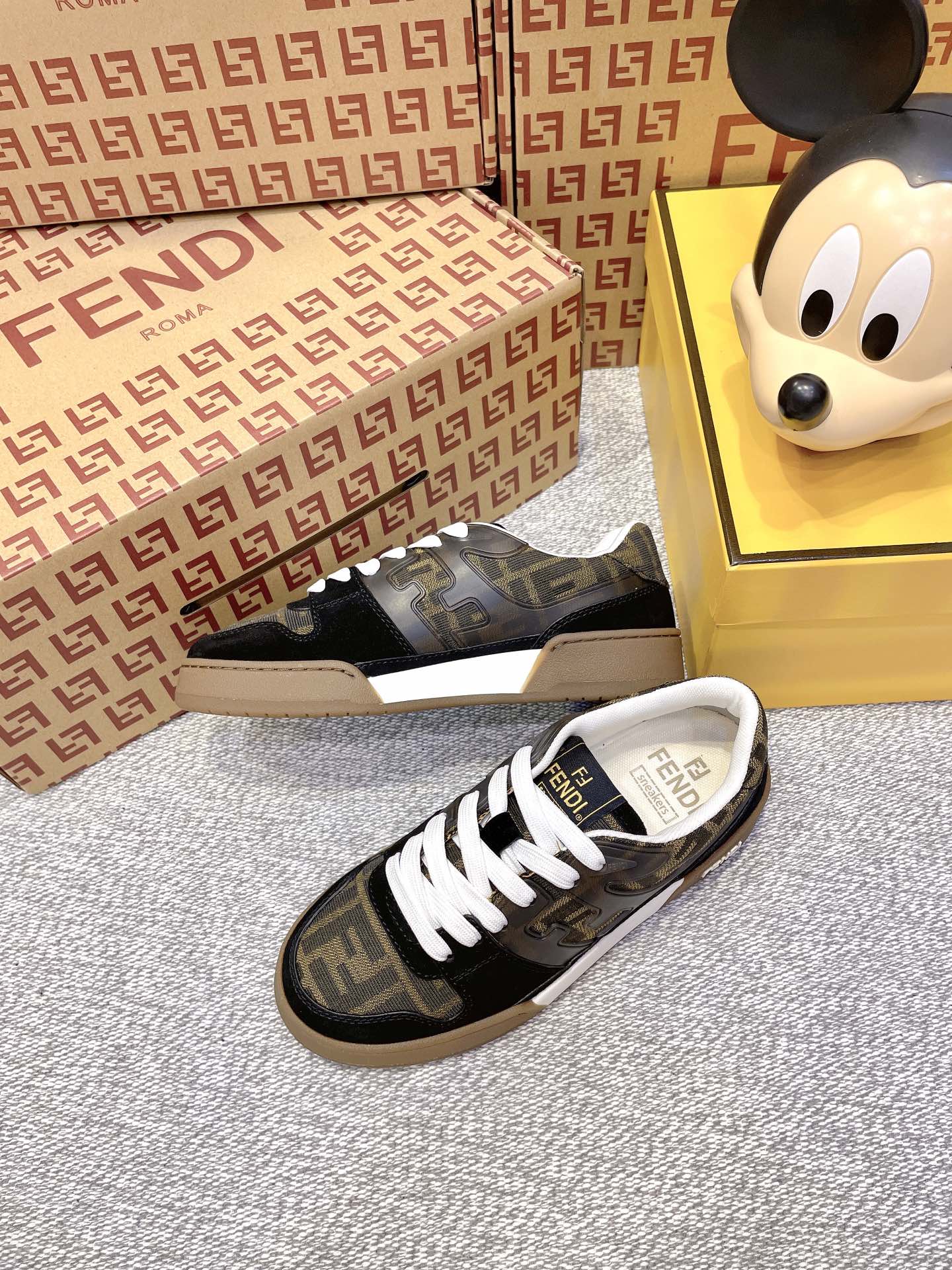 FendiSHOES