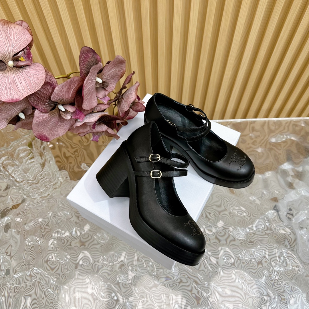 Womens shoes collection