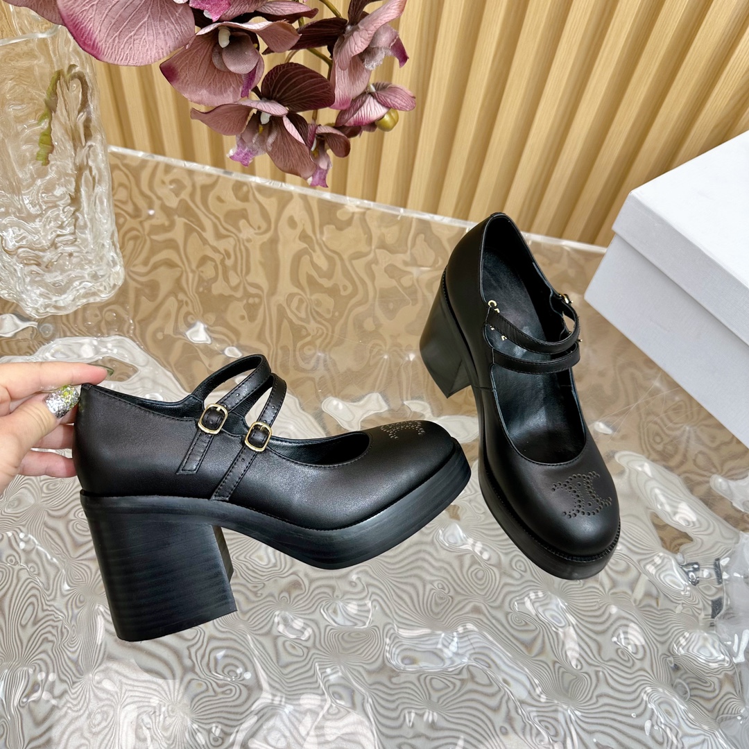 Womens shoes collection