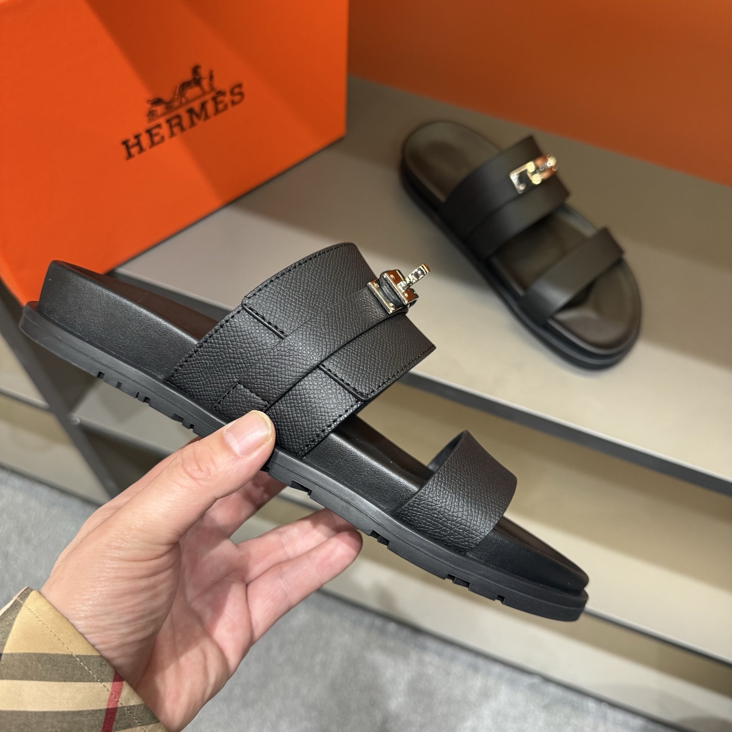 HERMESShoes