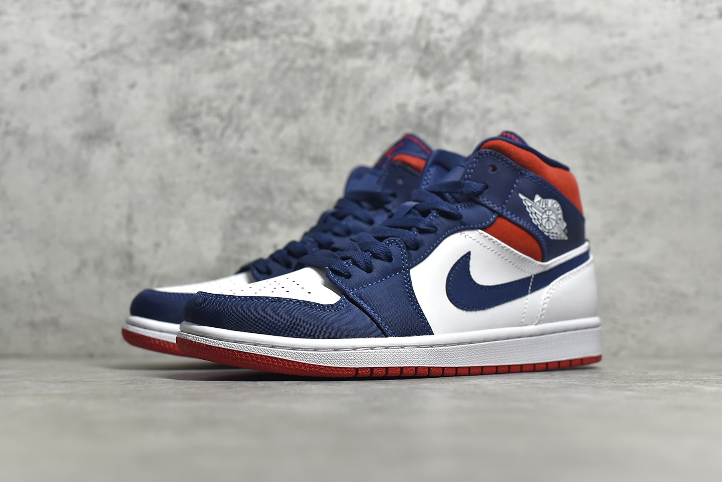 AirJordan1MidSHOES