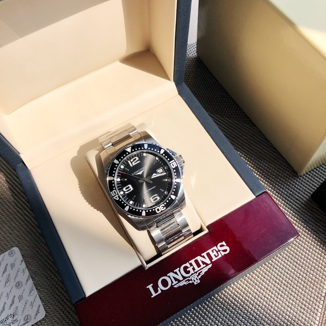 LONGINES