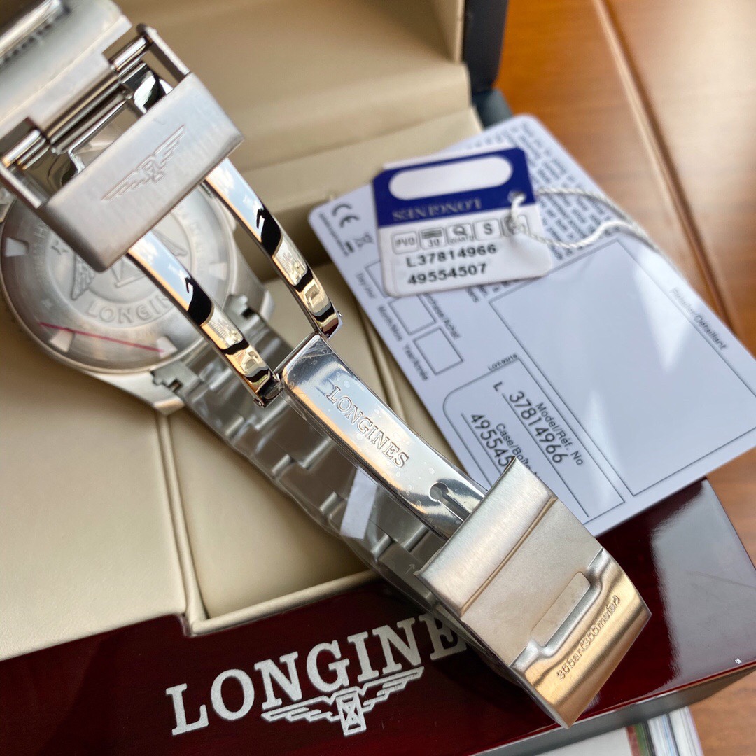 LONGINES