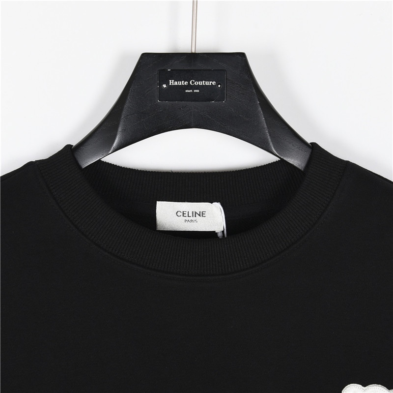 Hoodies & Sweatshirts