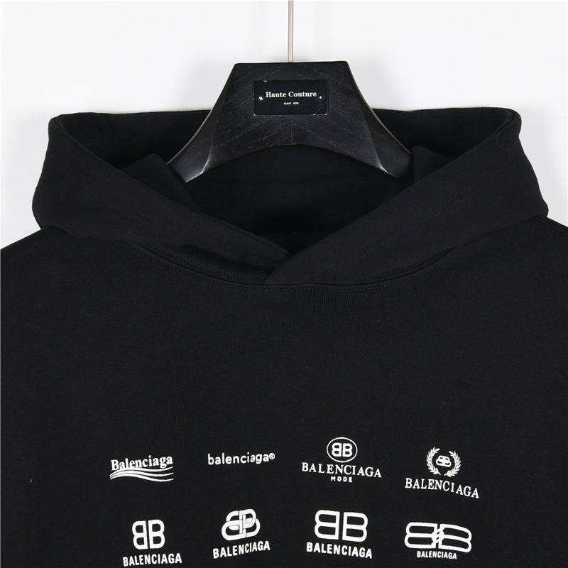 Hoodies & Sweatshirts