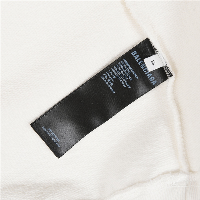 Hoodies & Sweatshirts